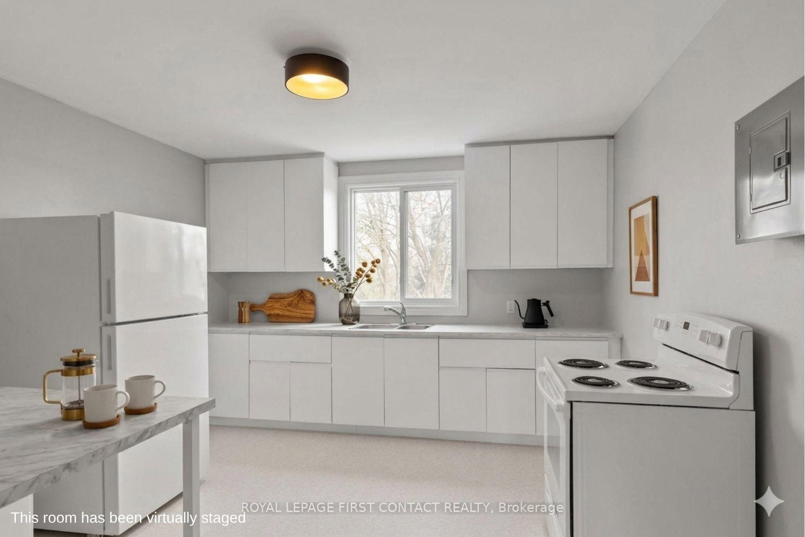 134 Napier Street • Barrie, ON photo 9