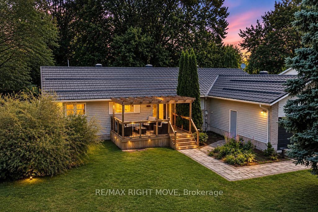 3263 SHOREVIEW Drive • Severn, ON photo 1