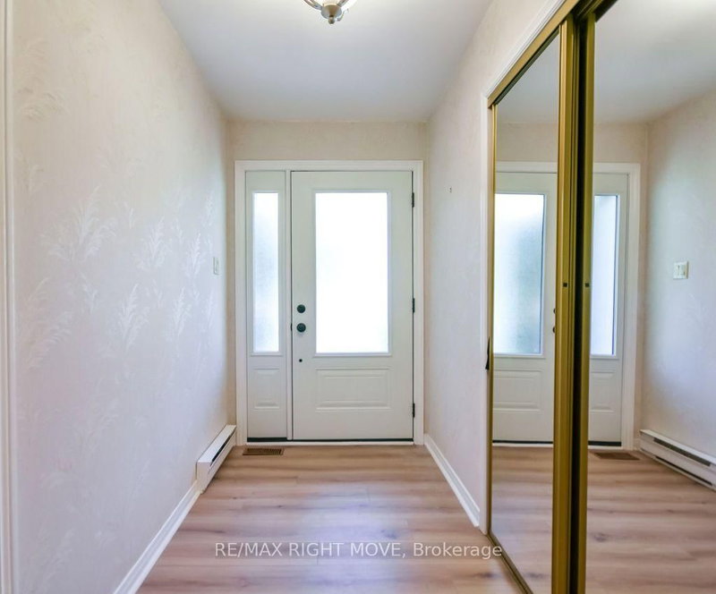 3263 SHOREVIEW Dr photo 4