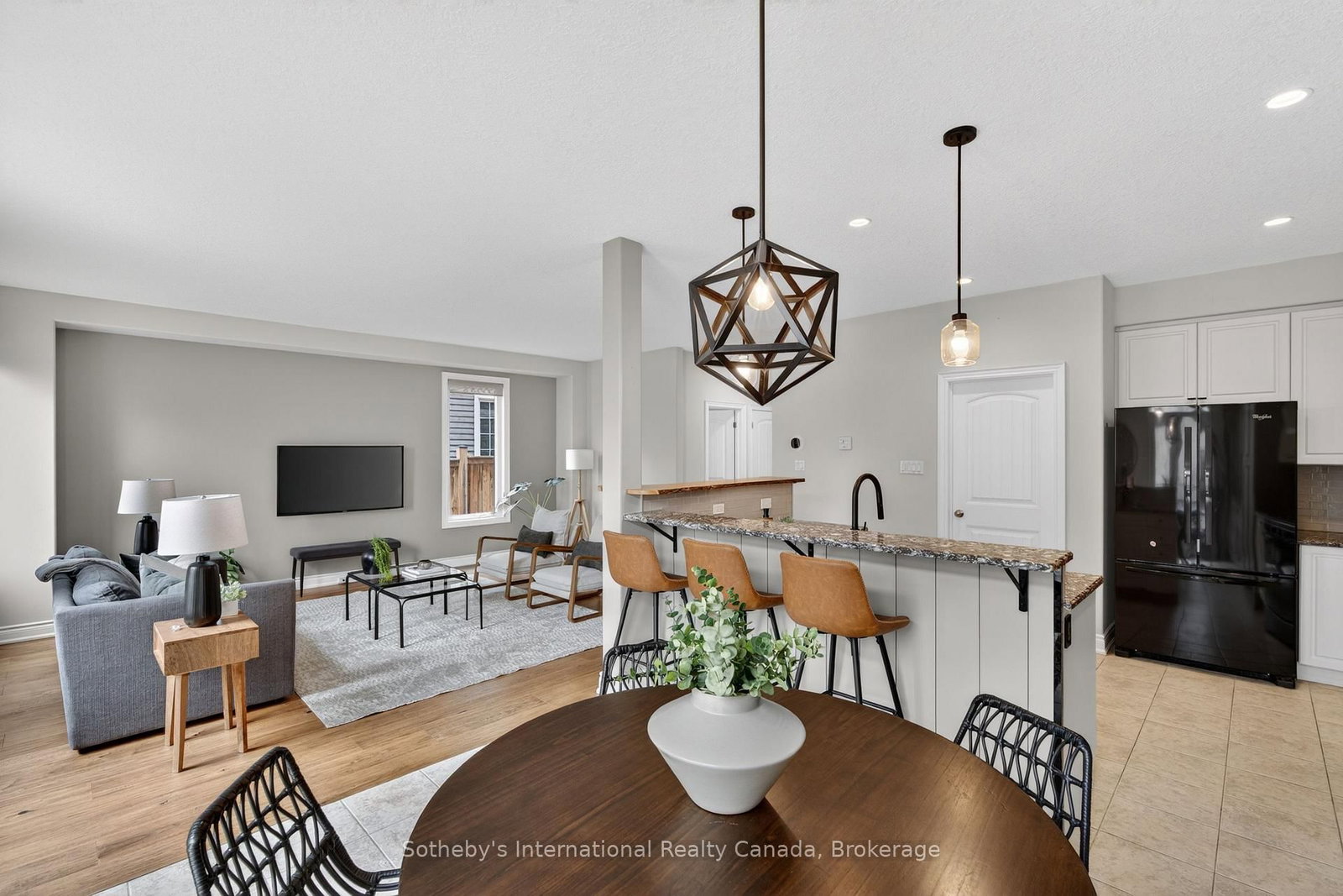 19 Garbutt Crescent • Collingwood, ON photo 11