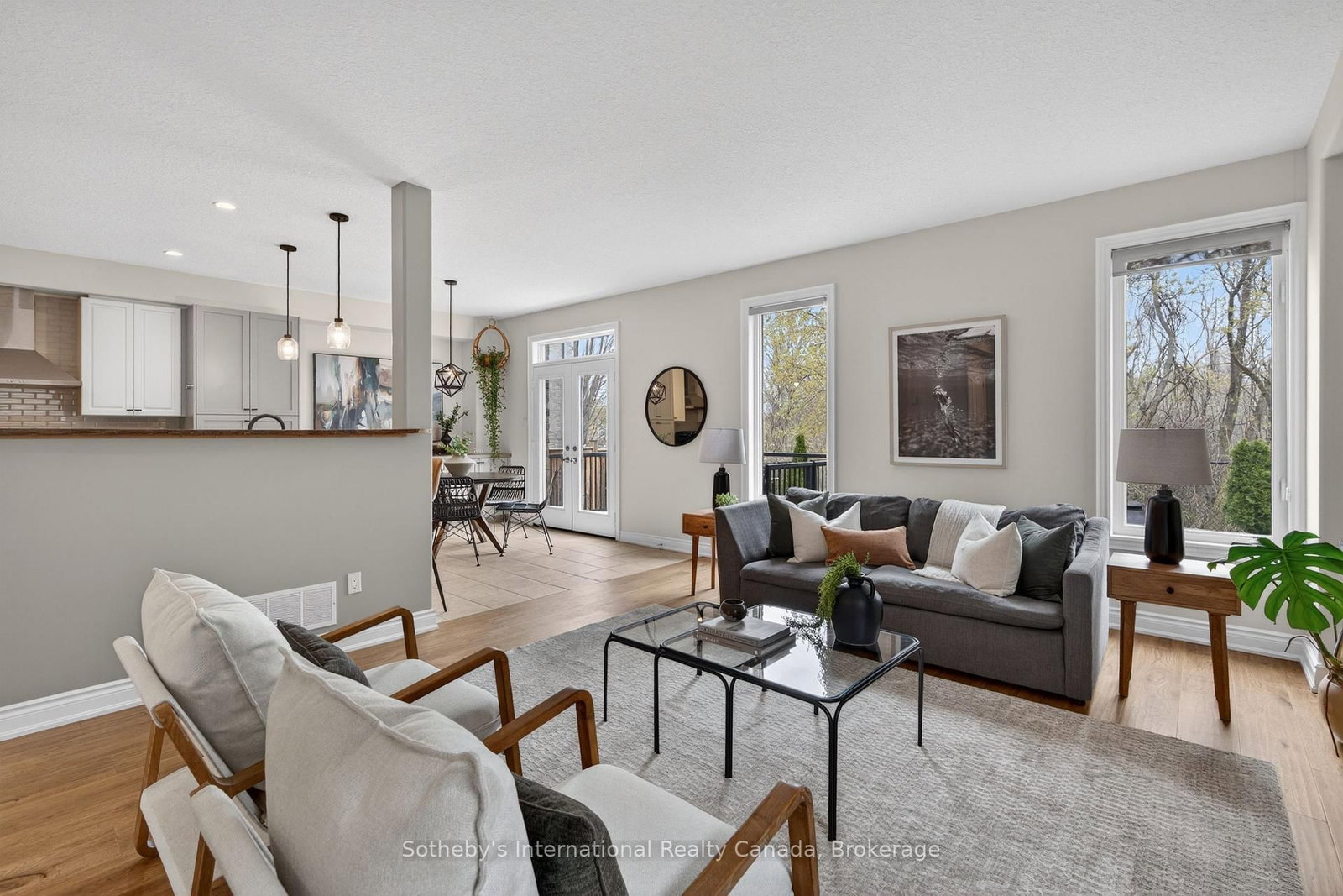 19 Garbutt Crescent • Collingwood, ON photo 8