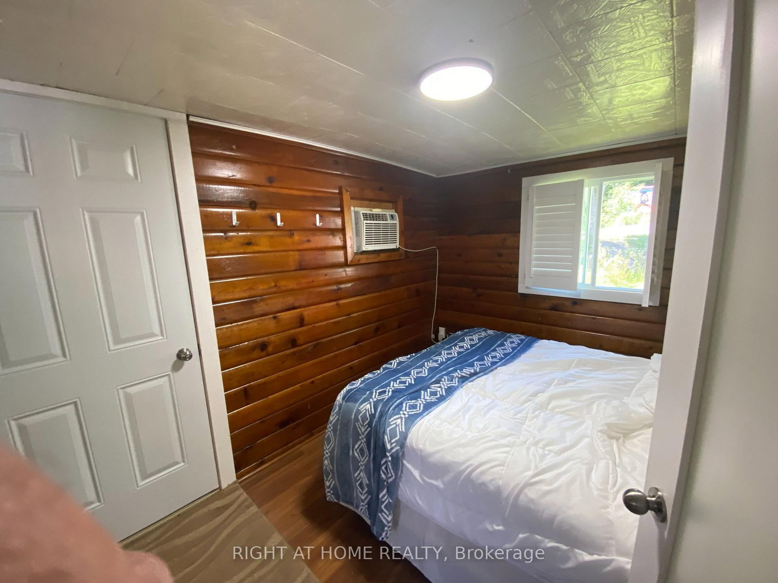 1725 Earl Haid Avenue • Severn, ON photo 18