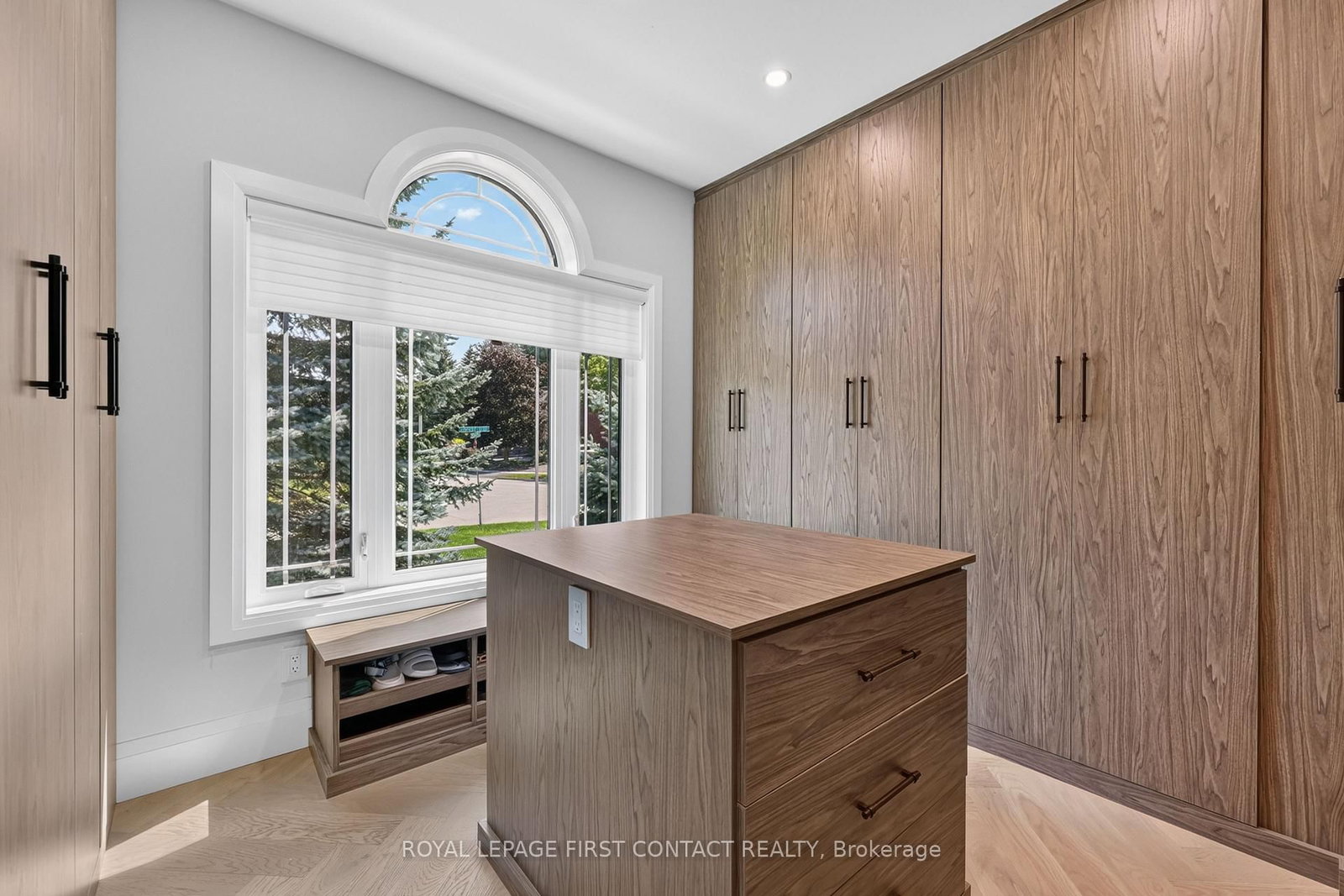 36 Grouse Glen • Barrie, ON photo 18