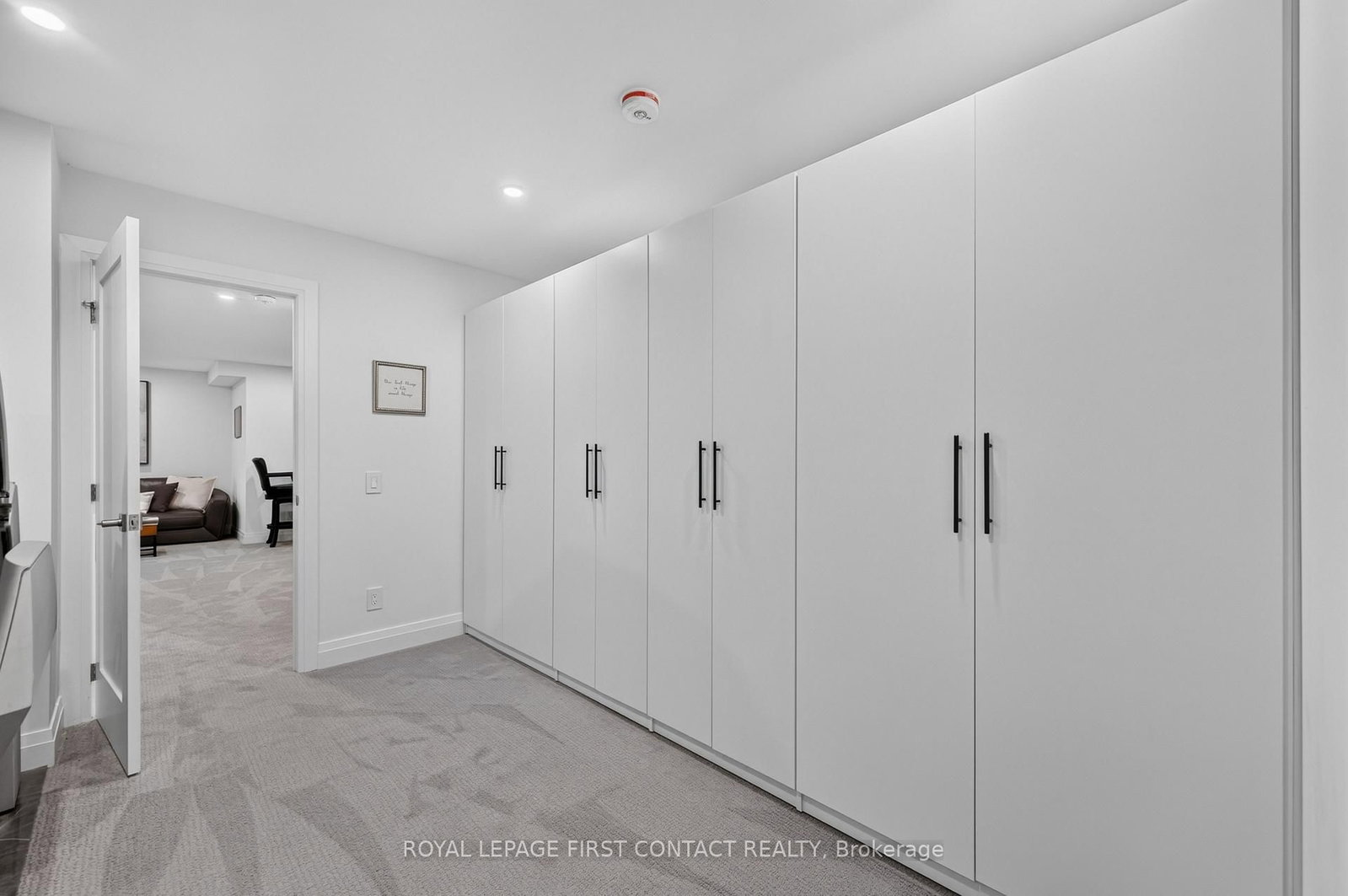 36 Grouse Glen • Barrie, ON photo 33