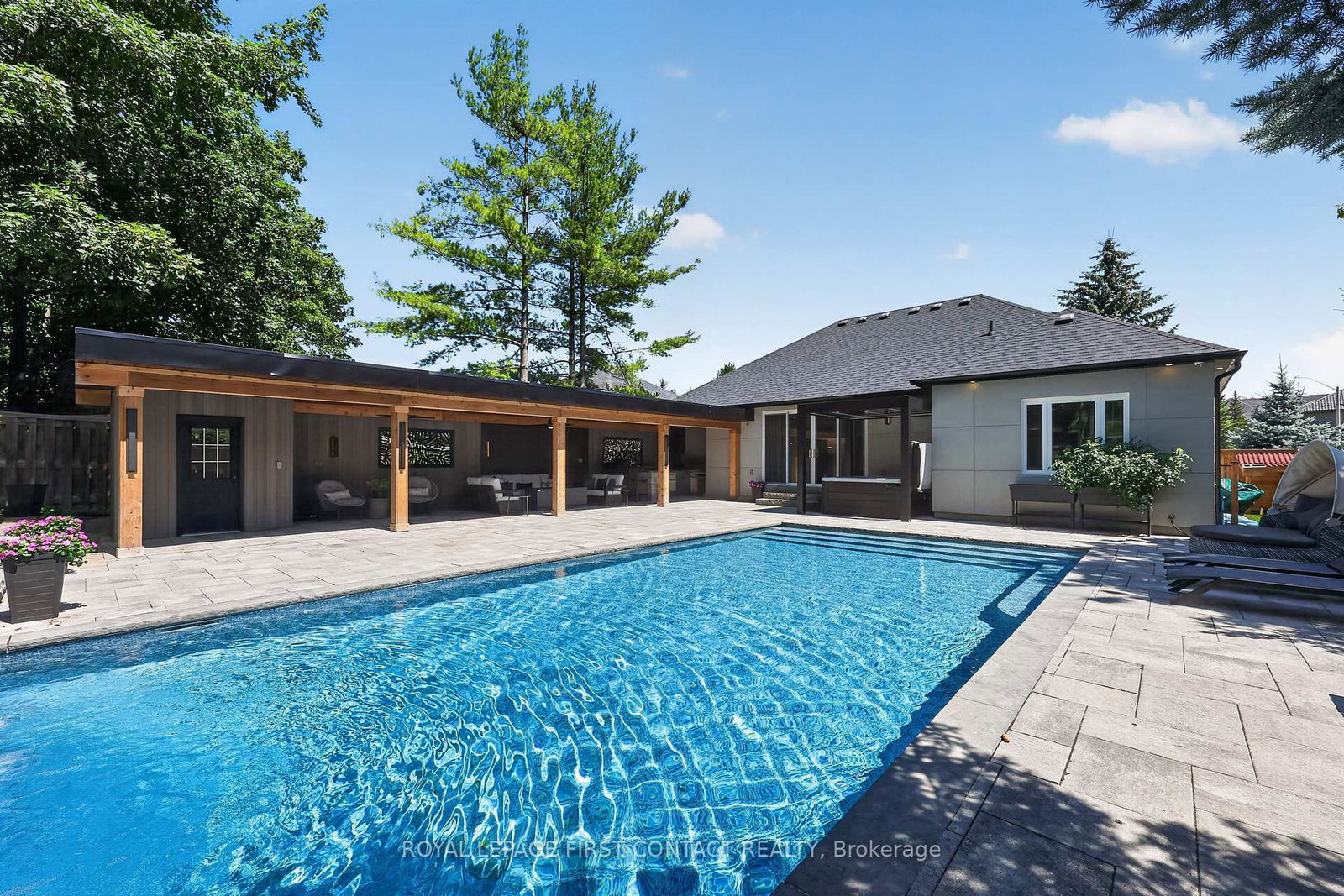 36 Grouse Glen • Barrie, ON photo 37
