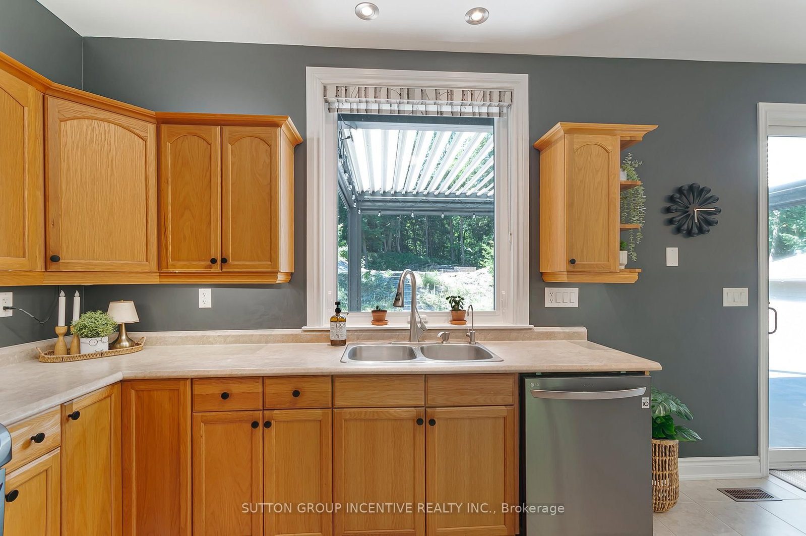 26 Shades Valley Road • Tiny, ON photo 17