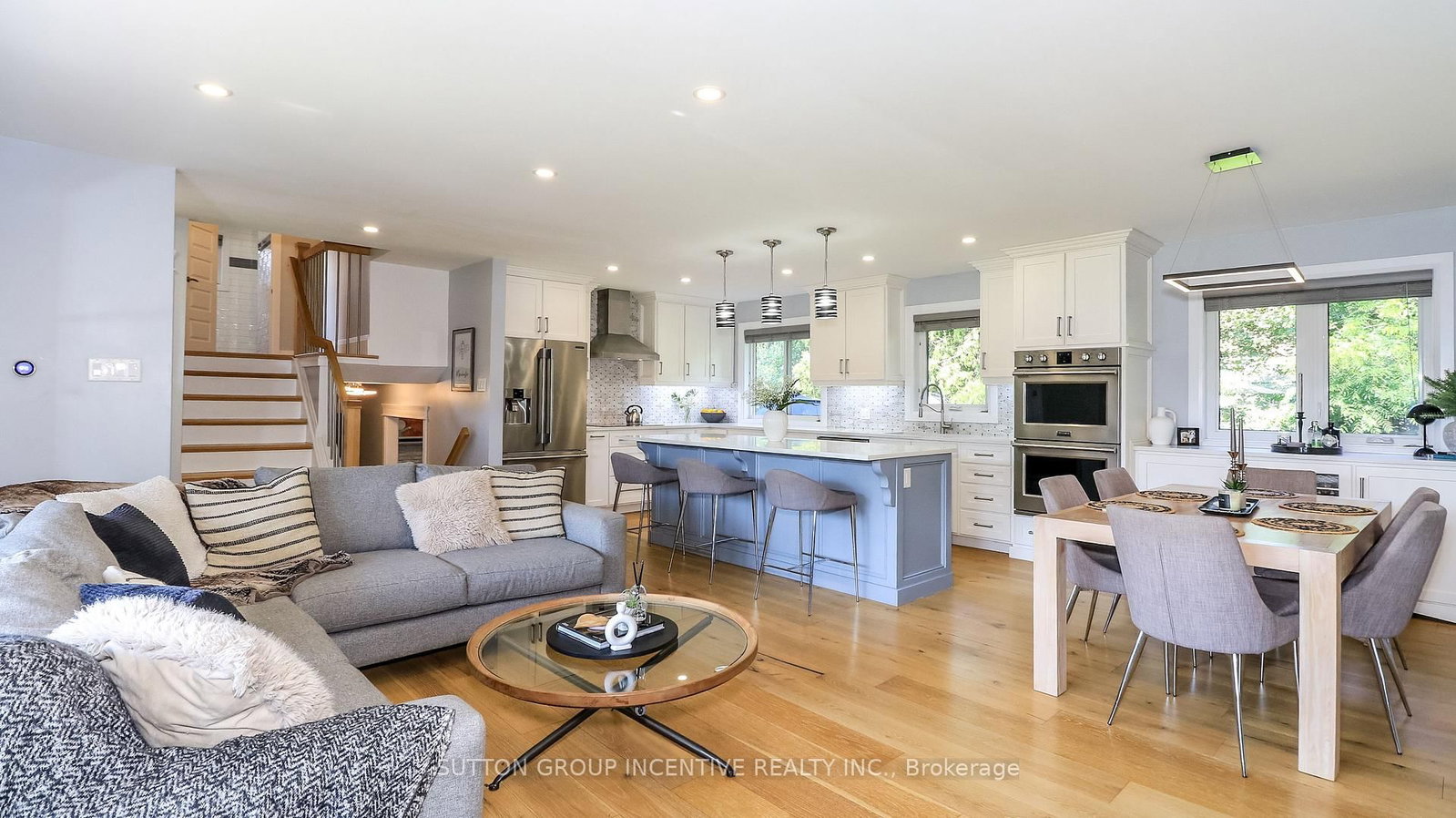 40 Varden Avenue • Barrie, ON photo 10