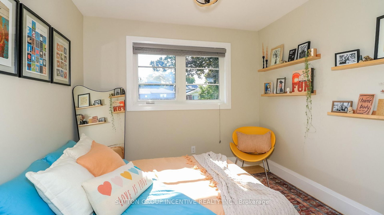 40 Varden Avenue • Barrie, ON photo 14