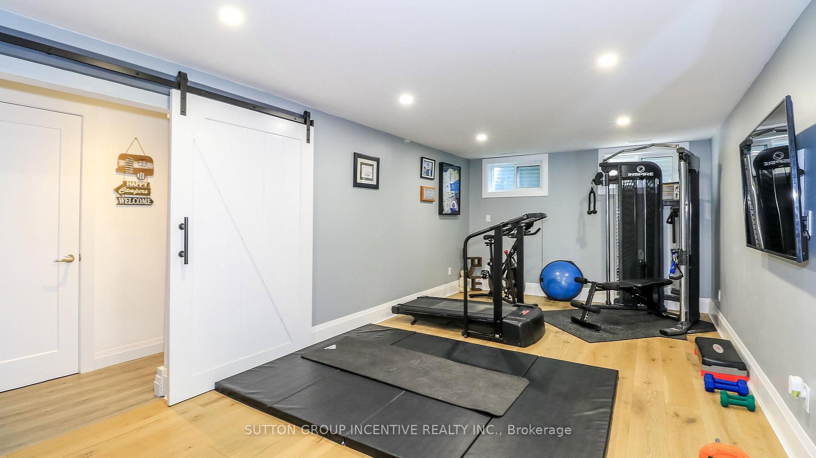 40 Varden Avenue • Barrie, ON photo 16