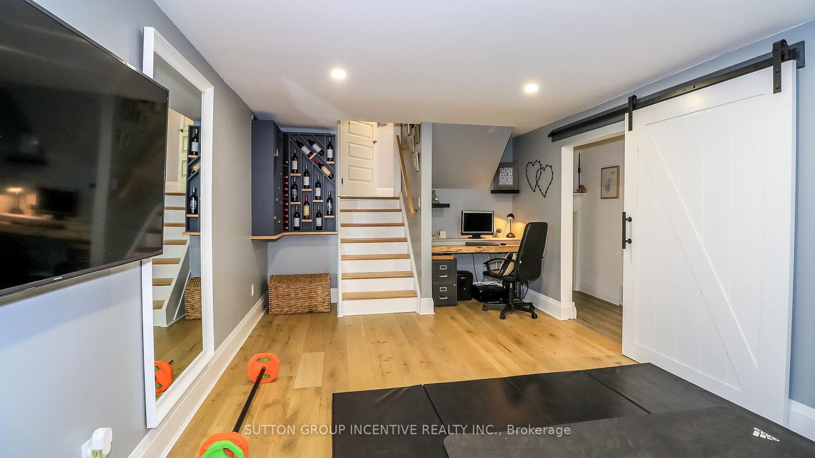 40 Varden Avenue • Barrie, ON photo 17
