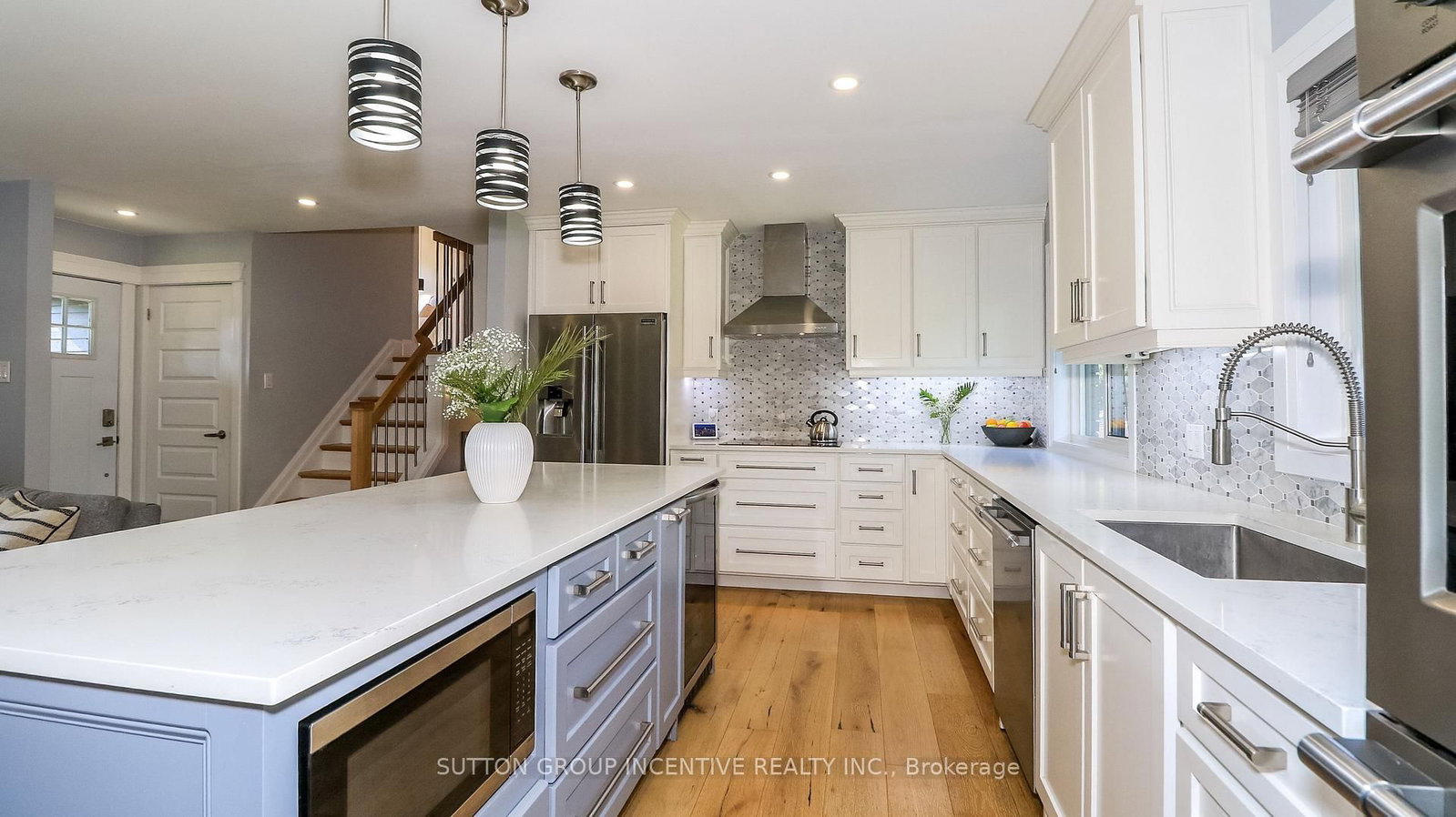 40 Varden Avenue • Barrie, ON photo 7