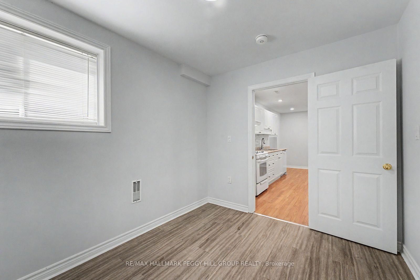 Lower - 148 Livingstone Street E, Barrie 5