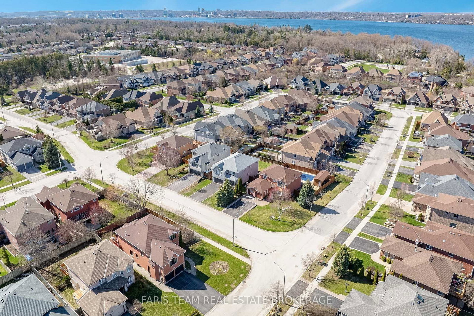 4 Whispering Pine Place • Barrie, ON photo 33