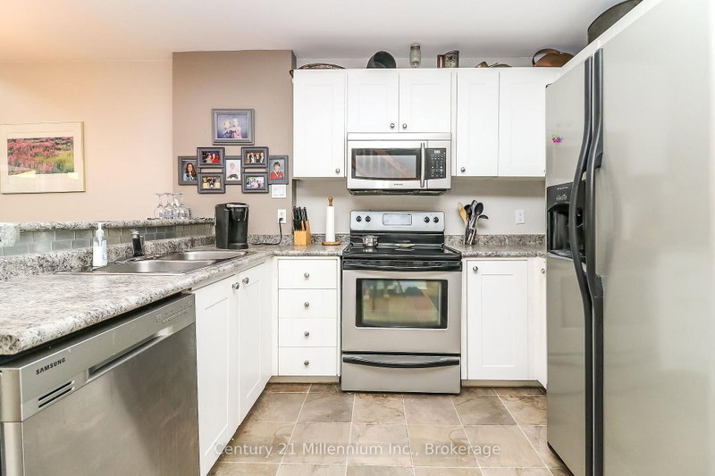 124 - 55 Trott Boulevard