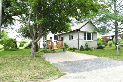 8 Claremont Crescent