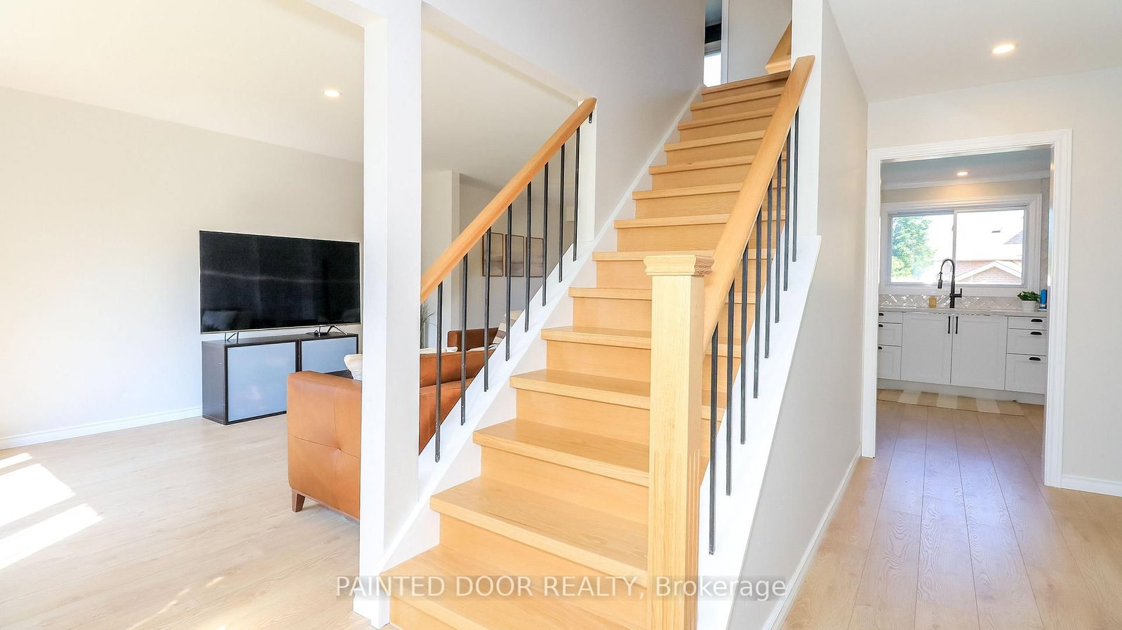 105 Oren Boulevard • Barrie, ON photo 13