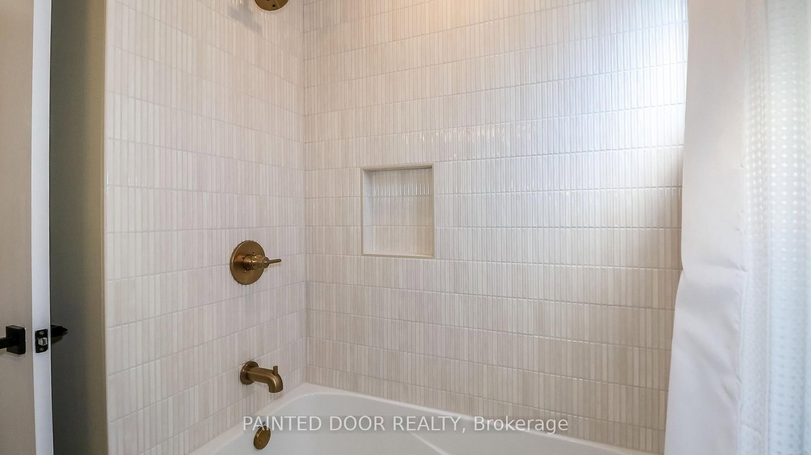 105 Oren Boulevard • Barrie, ON photo 19