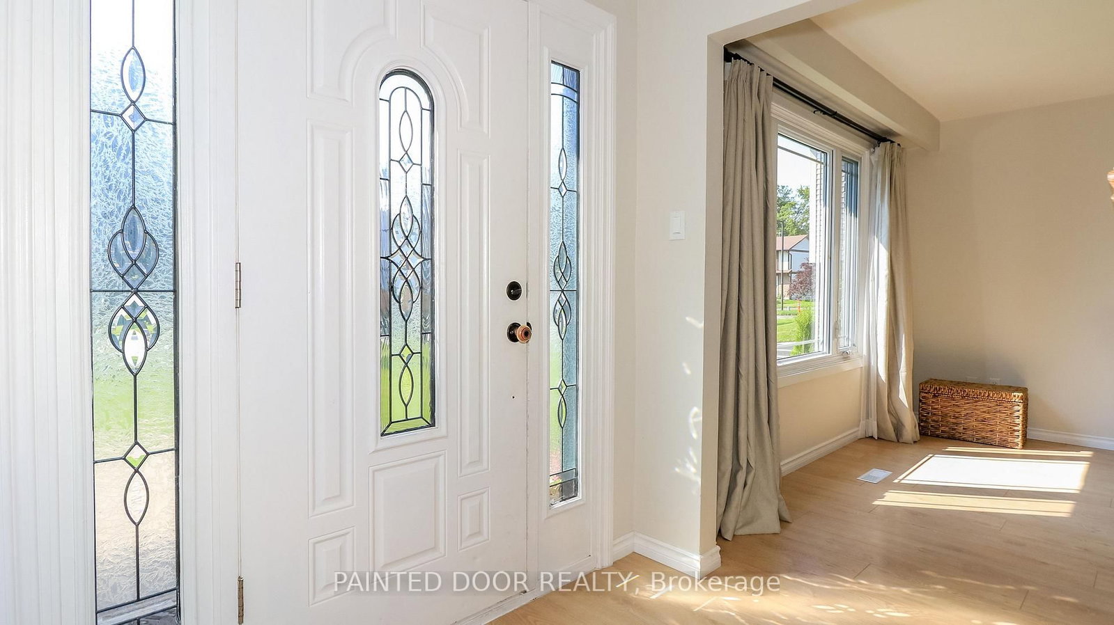 105 Oren Boulevard • Barrie, ON photo 3