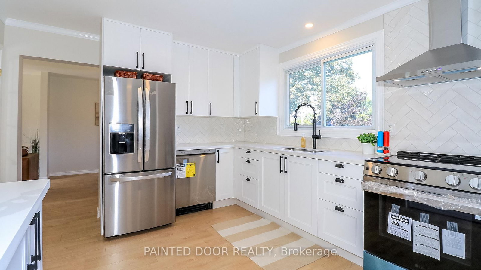 105 Oren Boulevard • Barrie, ON photo 8