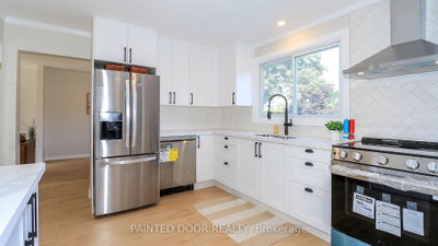 105 Oren Boulevard • Barrie, ON photo 8