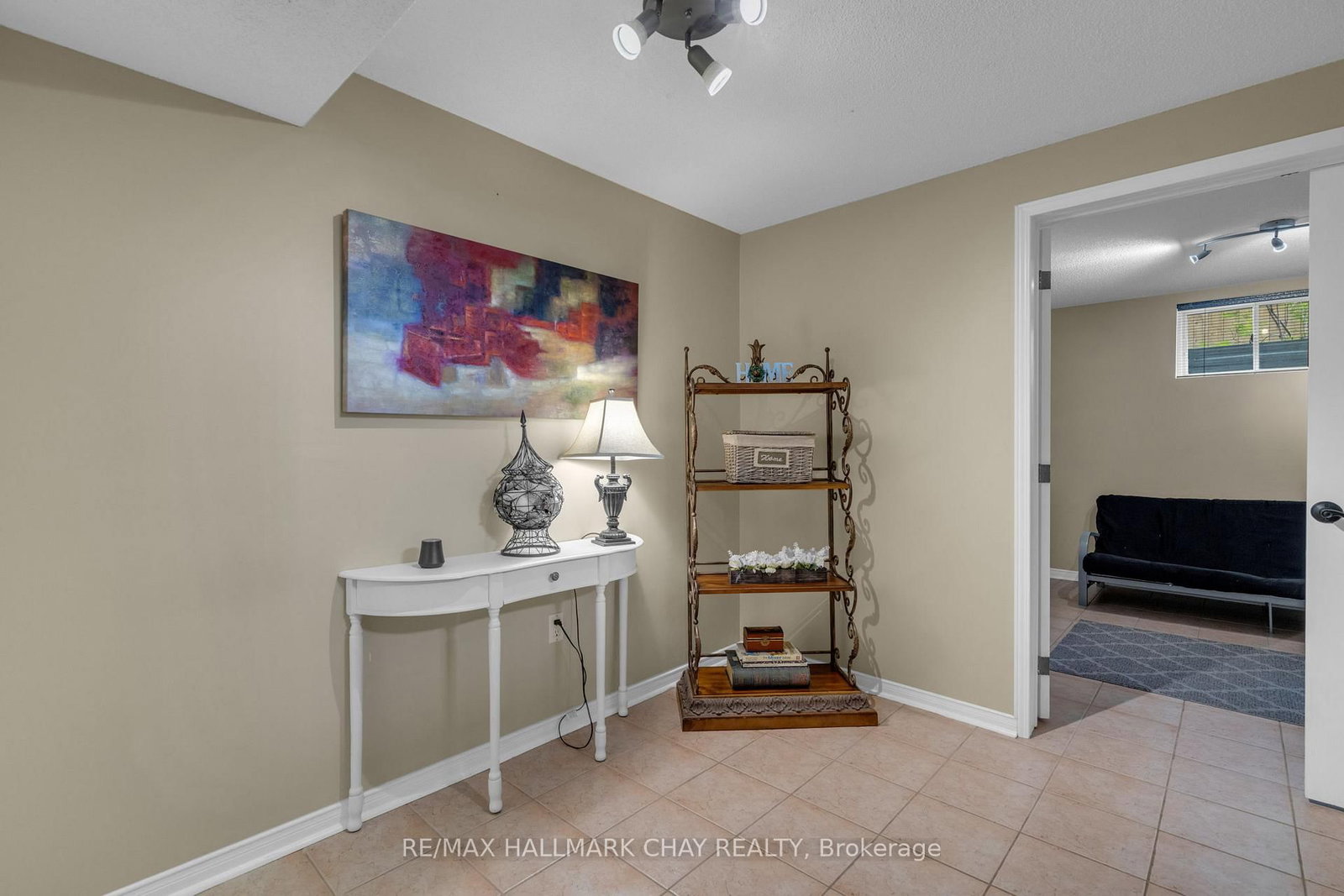 34 Crompton Drive • Barrie, ON photo 23
