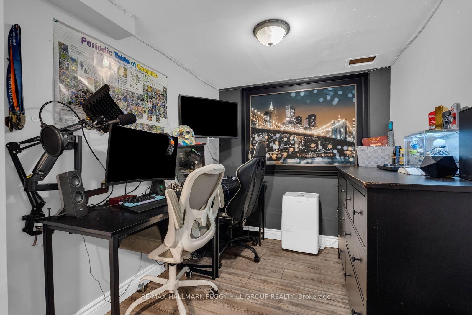195 Dunsmore Lane • Barrie, ON photo 13