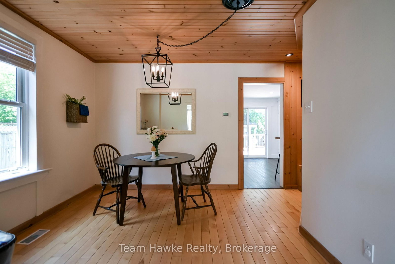 346 Yonge Street • Midland, ON photo 13