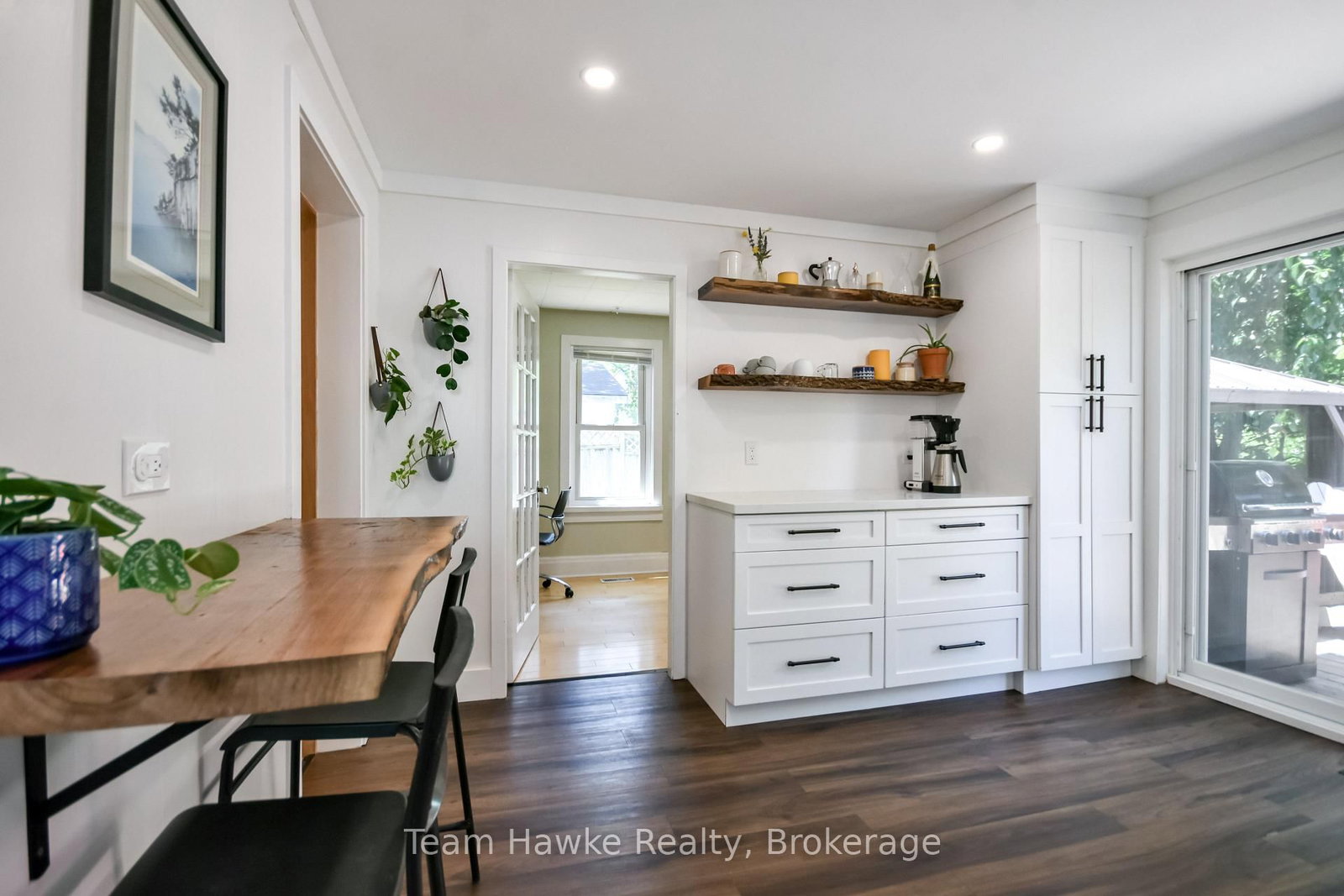 346 Yonge Street • Midland, ON photo 21