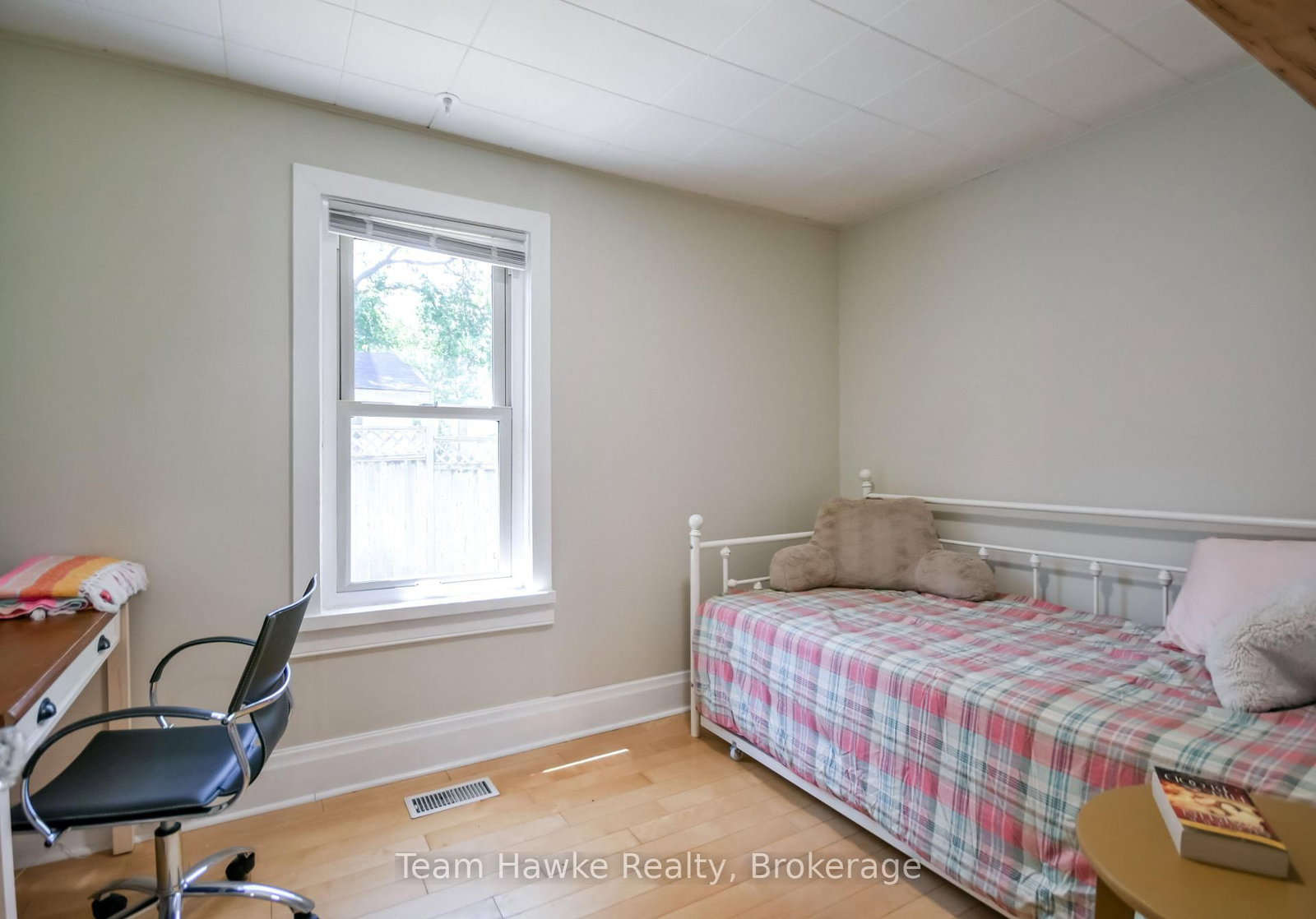 346 Yonge Street • Midland, ON photo 23