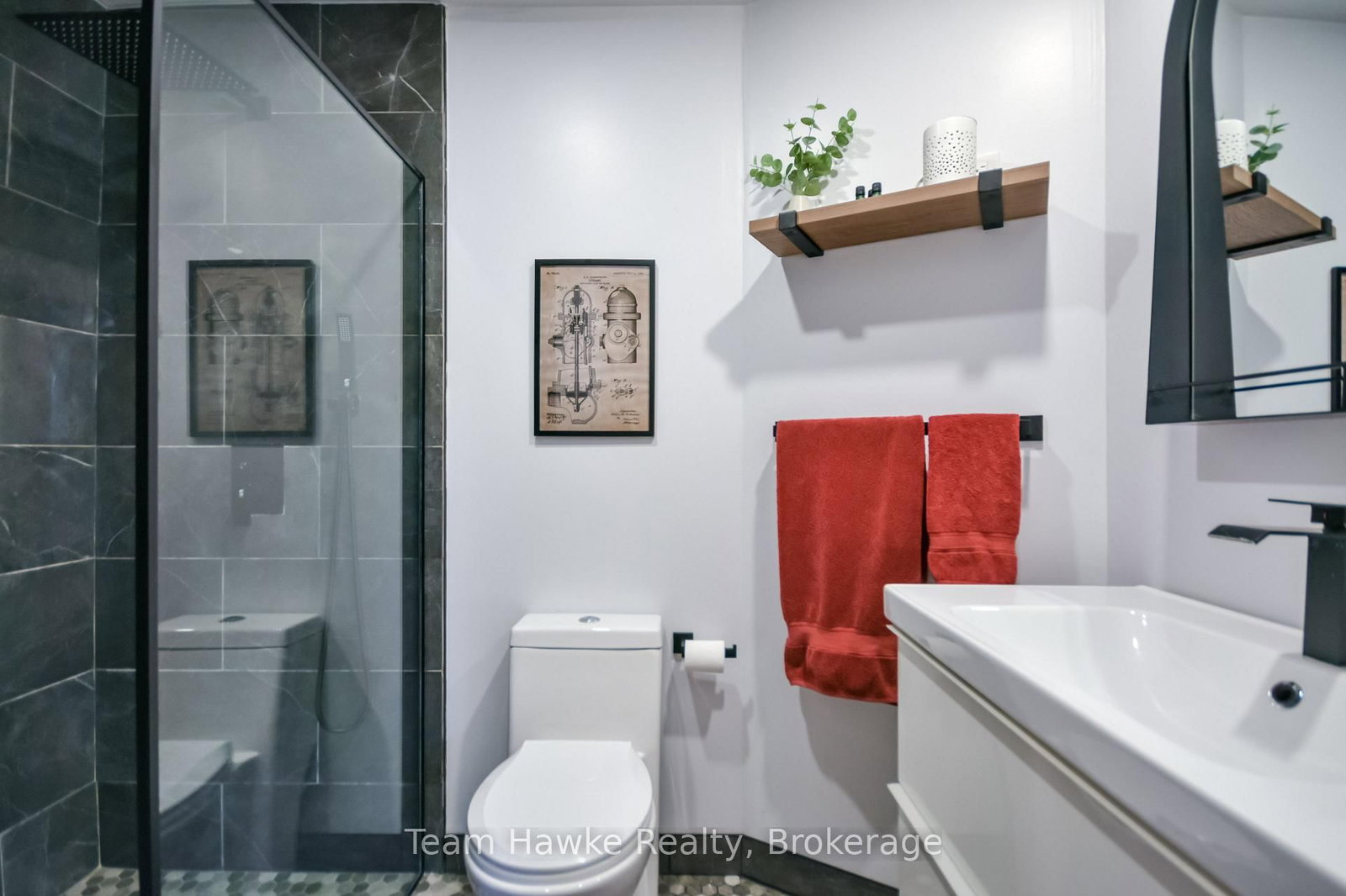 346 Yonge Street • Midland, ON photo 25