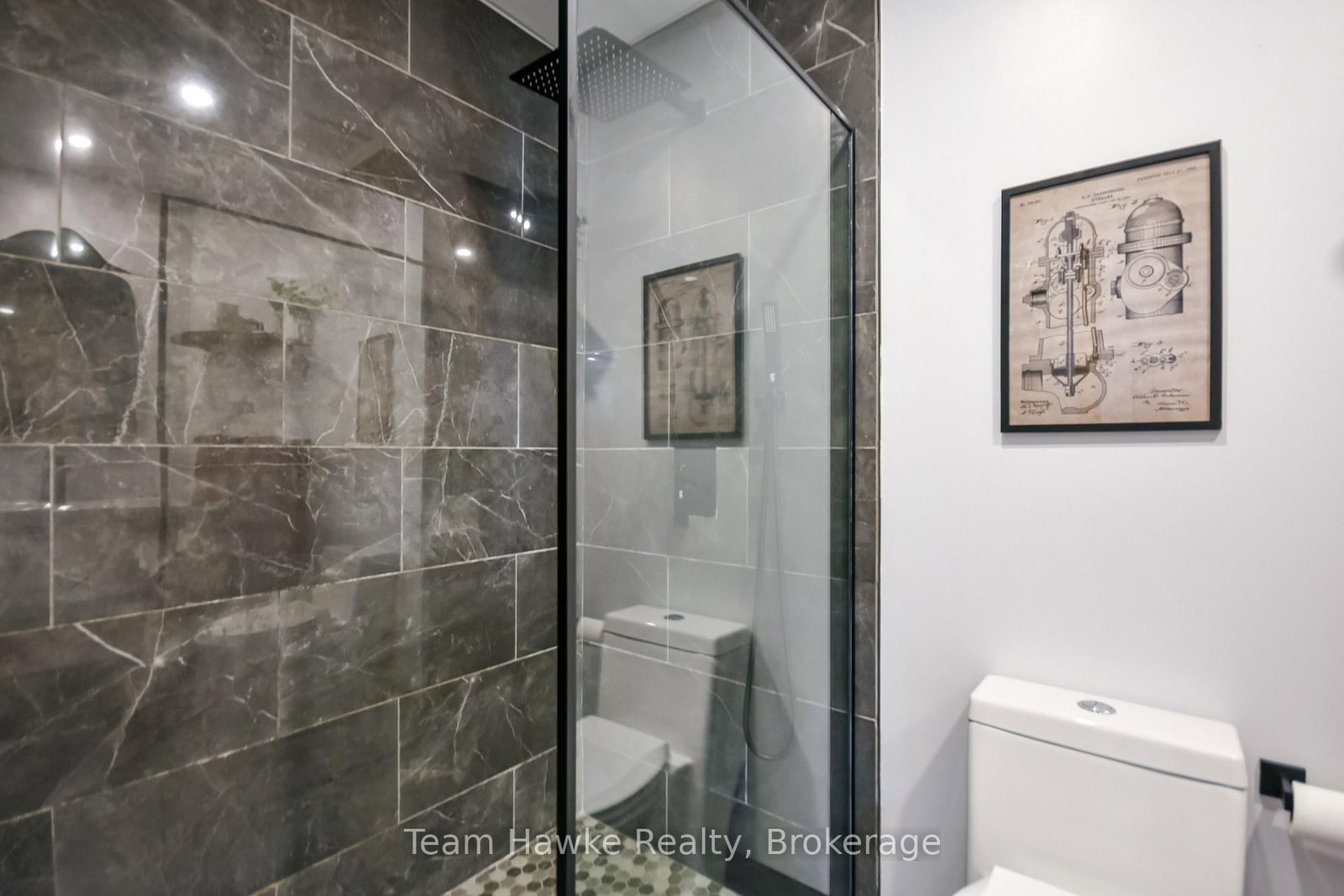 346 Yonge Street • Midland, ON photo 26