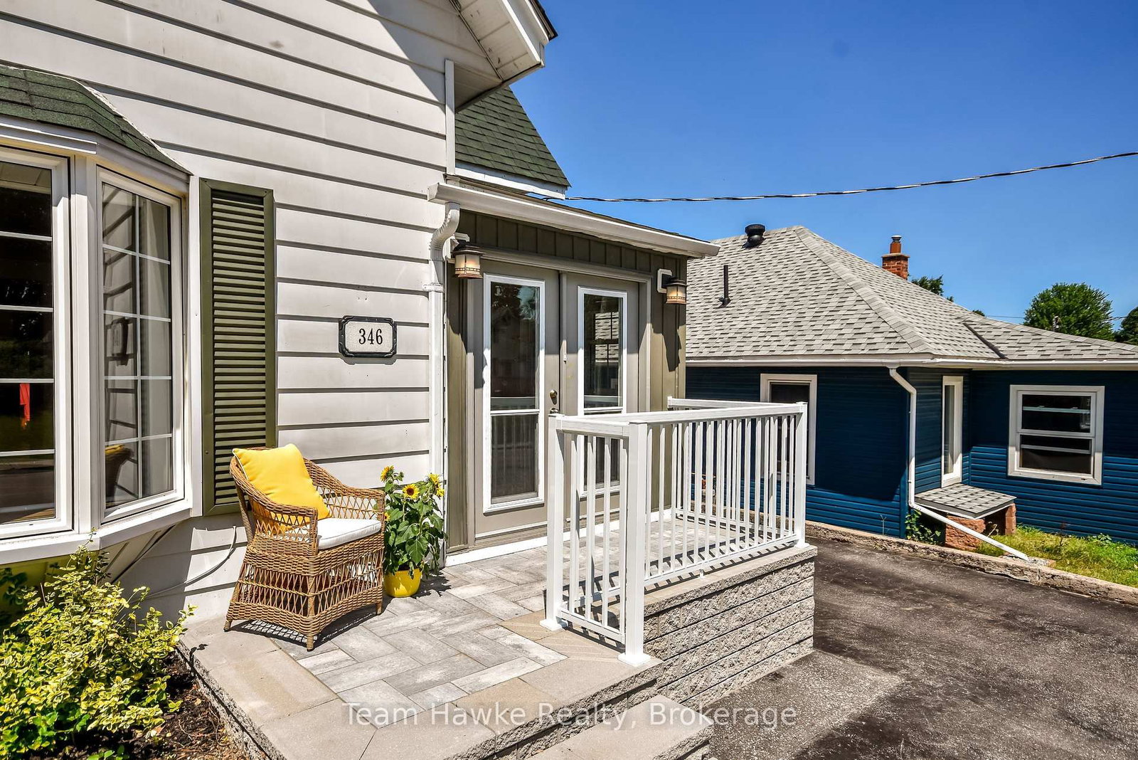 346 Yonge Street • Midland, ON photo 4