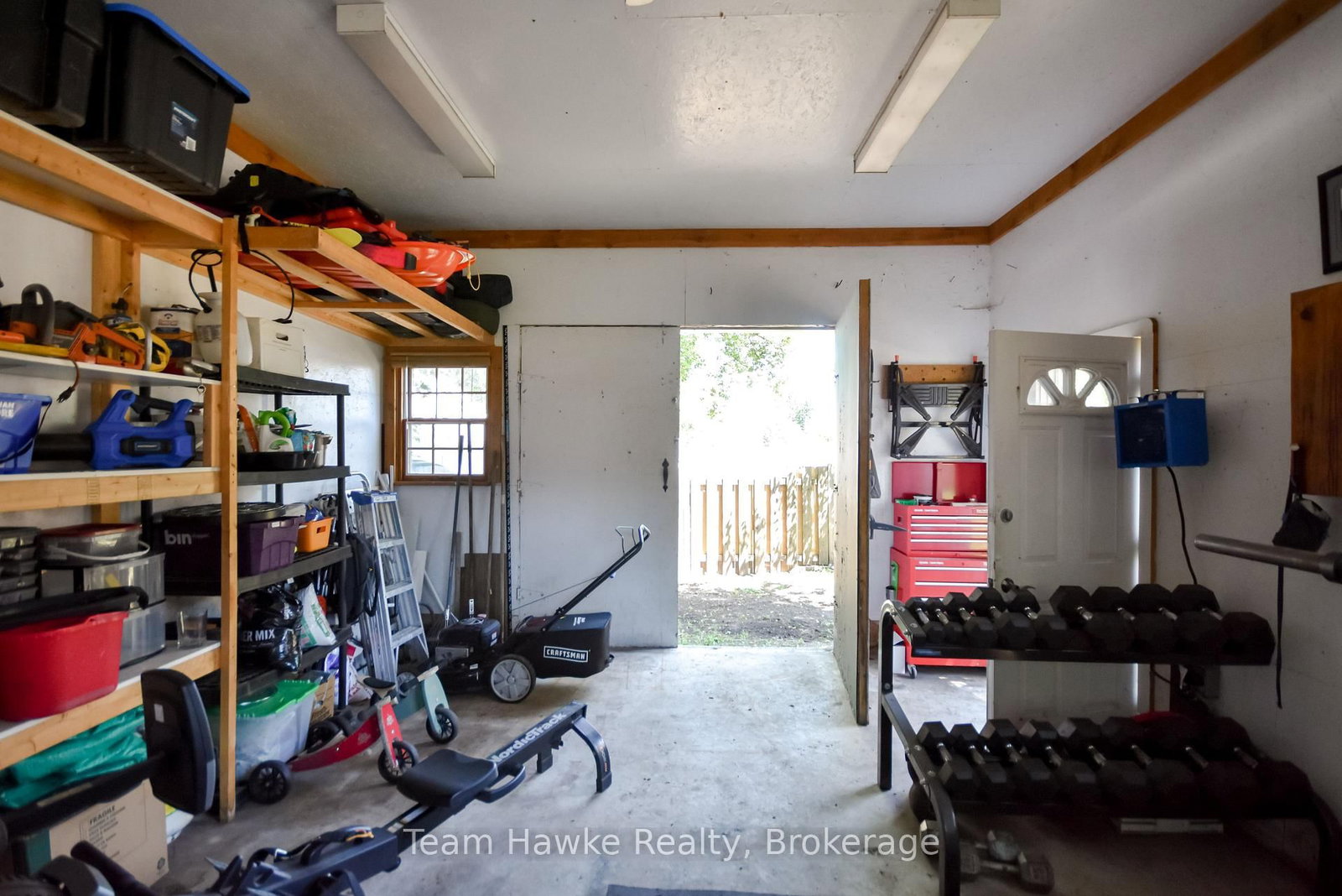 346 Yonge Street • Midland, ON photo 48