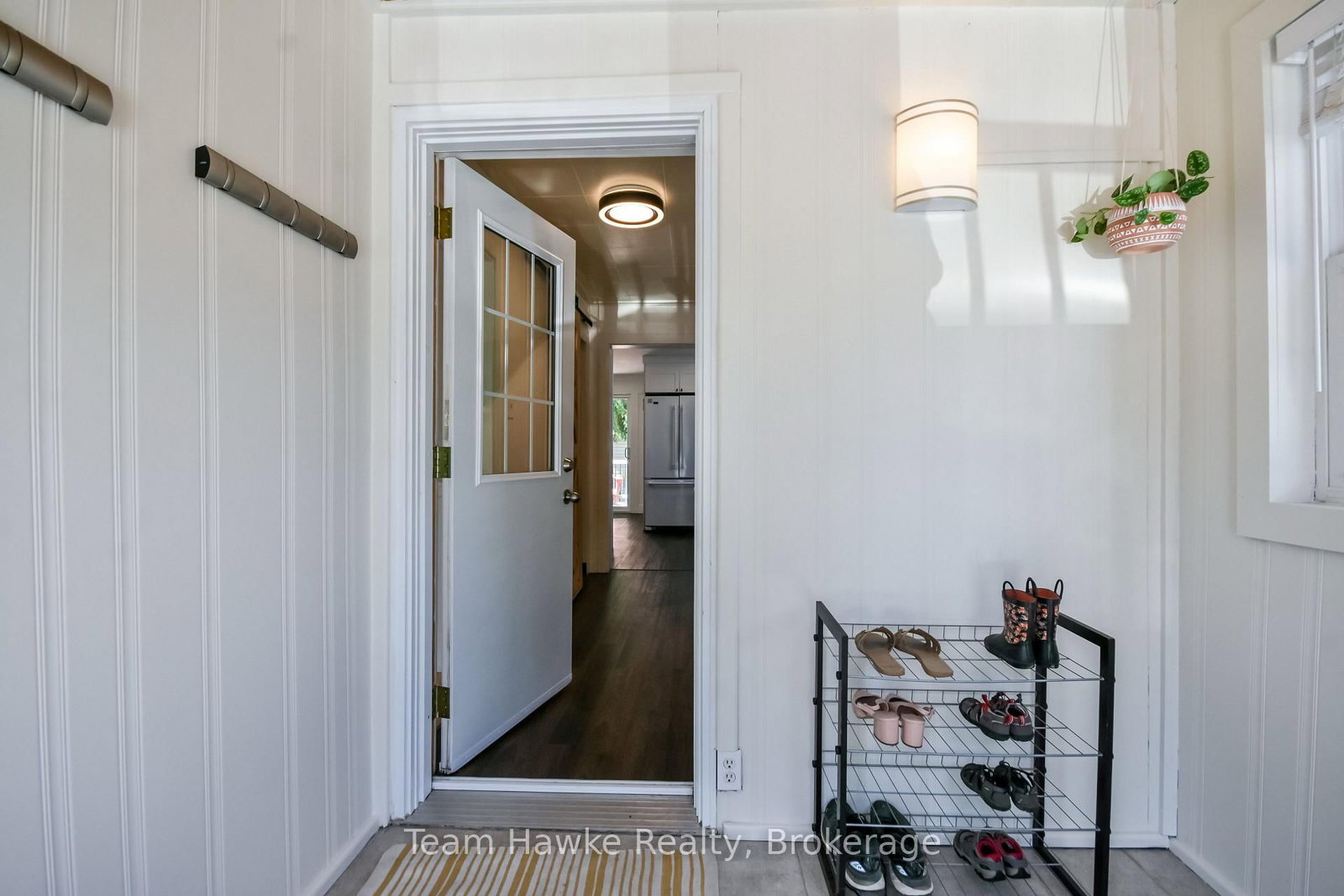 346 Yonge Street • Midland, ON photo 6