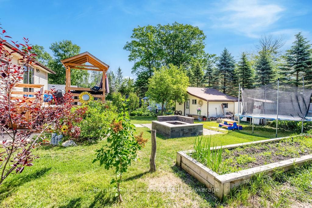 77 Laidlaw Street • Wasaga Beach, ON photo 21
