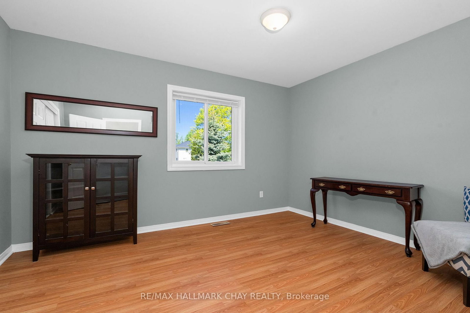 29 Foliage Drive • Tiny, ON photo 21
