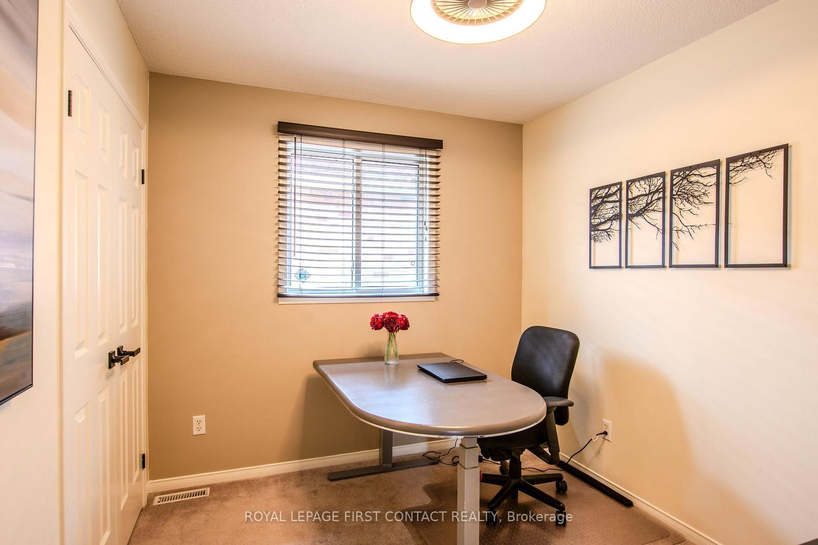 20 McVeigh Drive • Barrie, ON photo 16