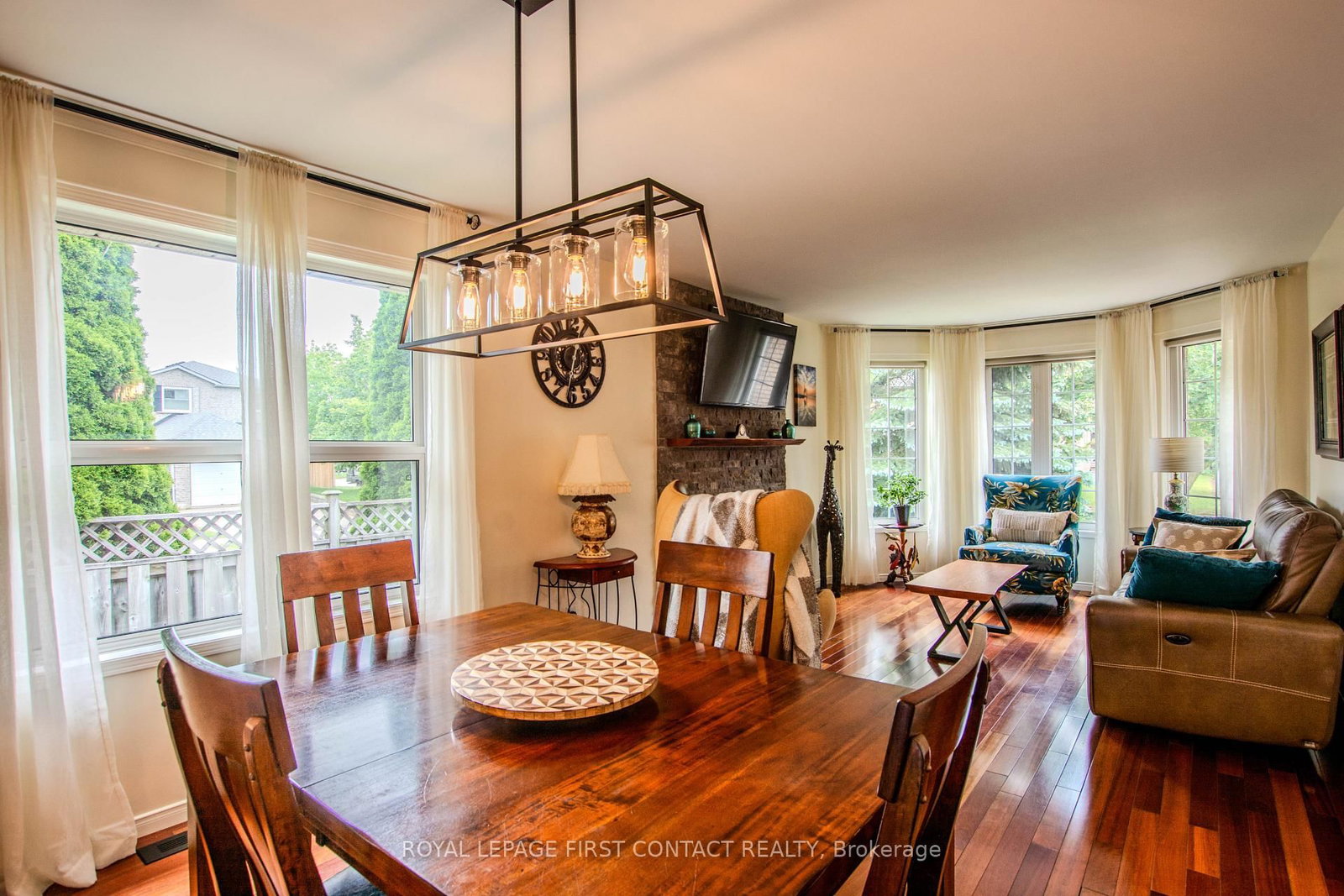20 McVeigh Drive • Barrie, ON photo 8