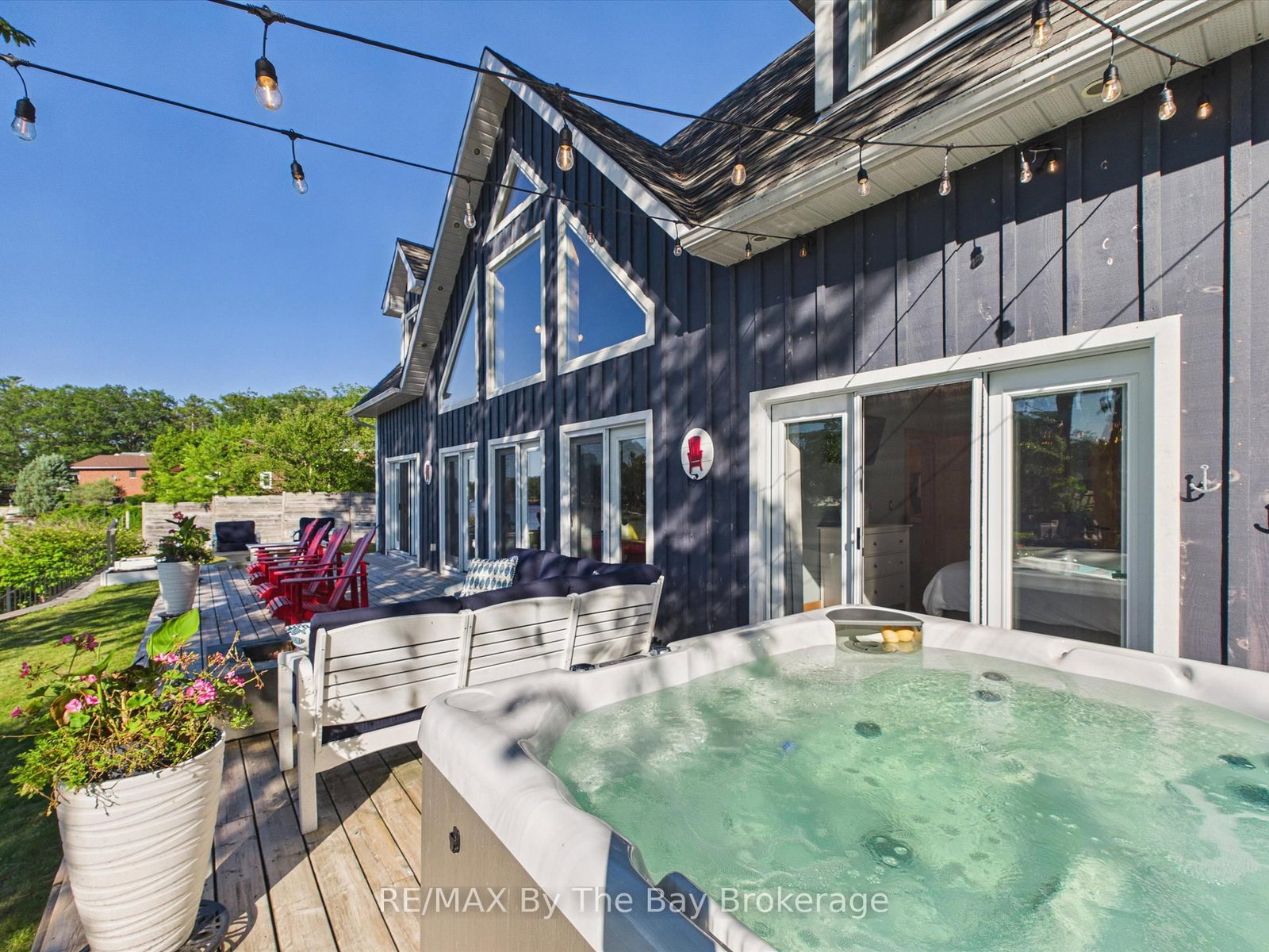 2056 River Road W • Wasaga Beach, ON photo 20