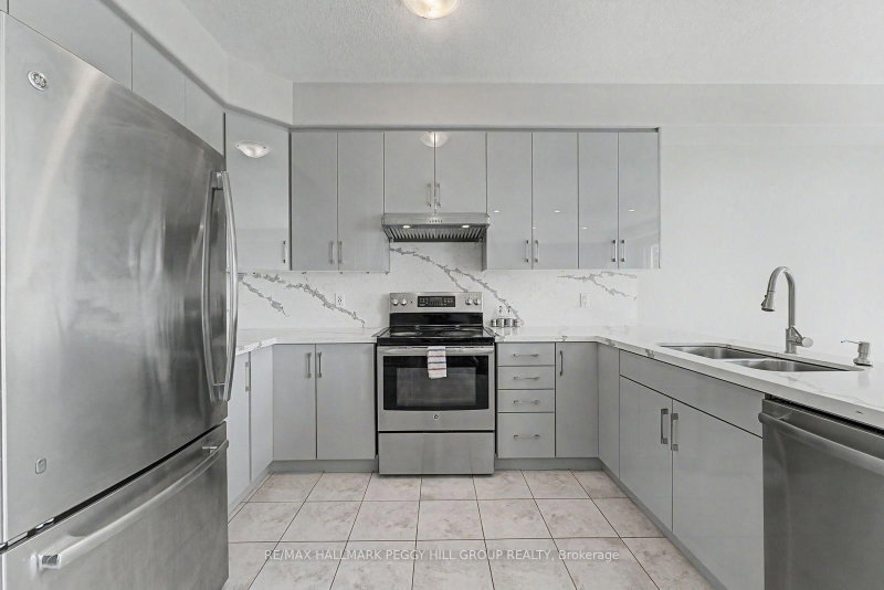 Upper - 53 Nathan Crescent