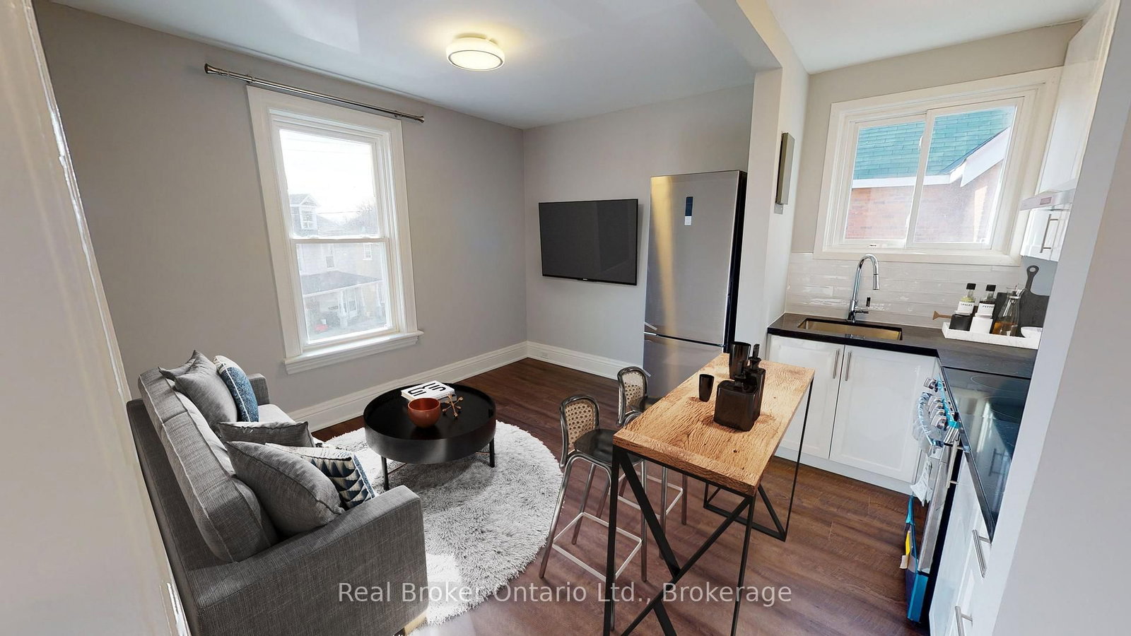 66 Nottawasaga Street • Orillia, ON photo 12
