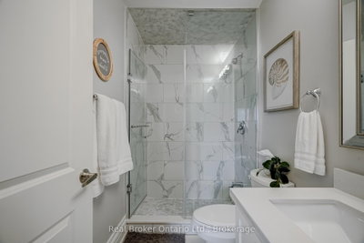 66 Nottawasaga Street • Orillia, ON photo 6