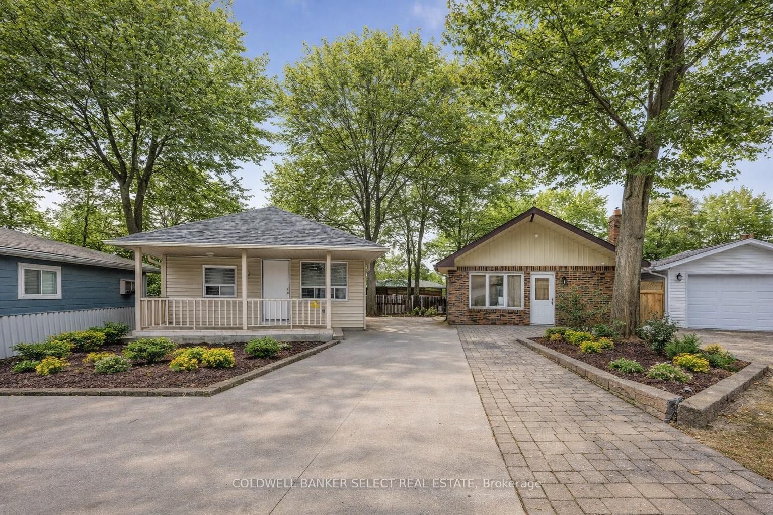 77-79 Baker Street • Wasaga Beach, ON photo 1