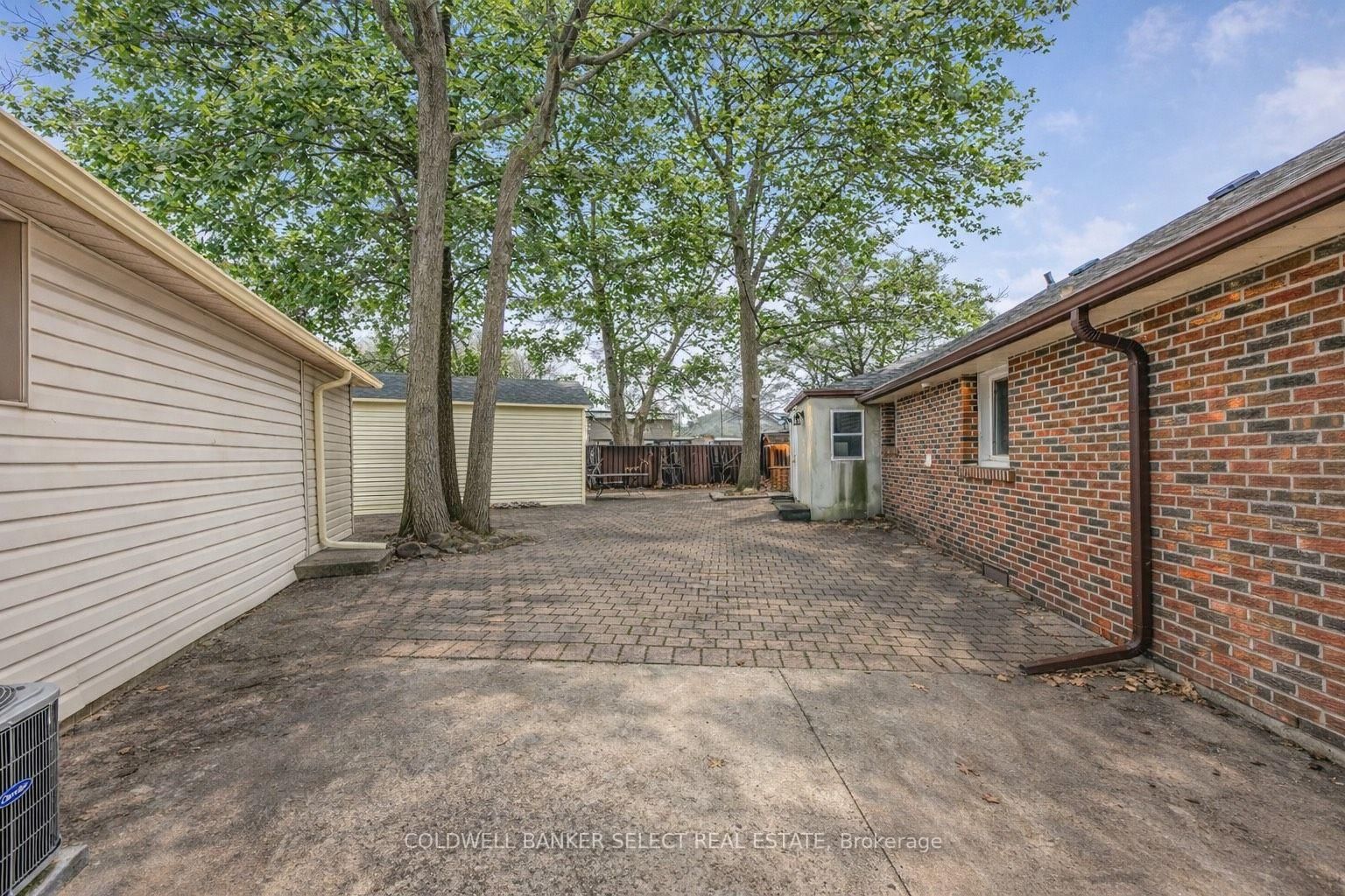 77-79 Baker Street • Wasaga Beach, ON photo 38