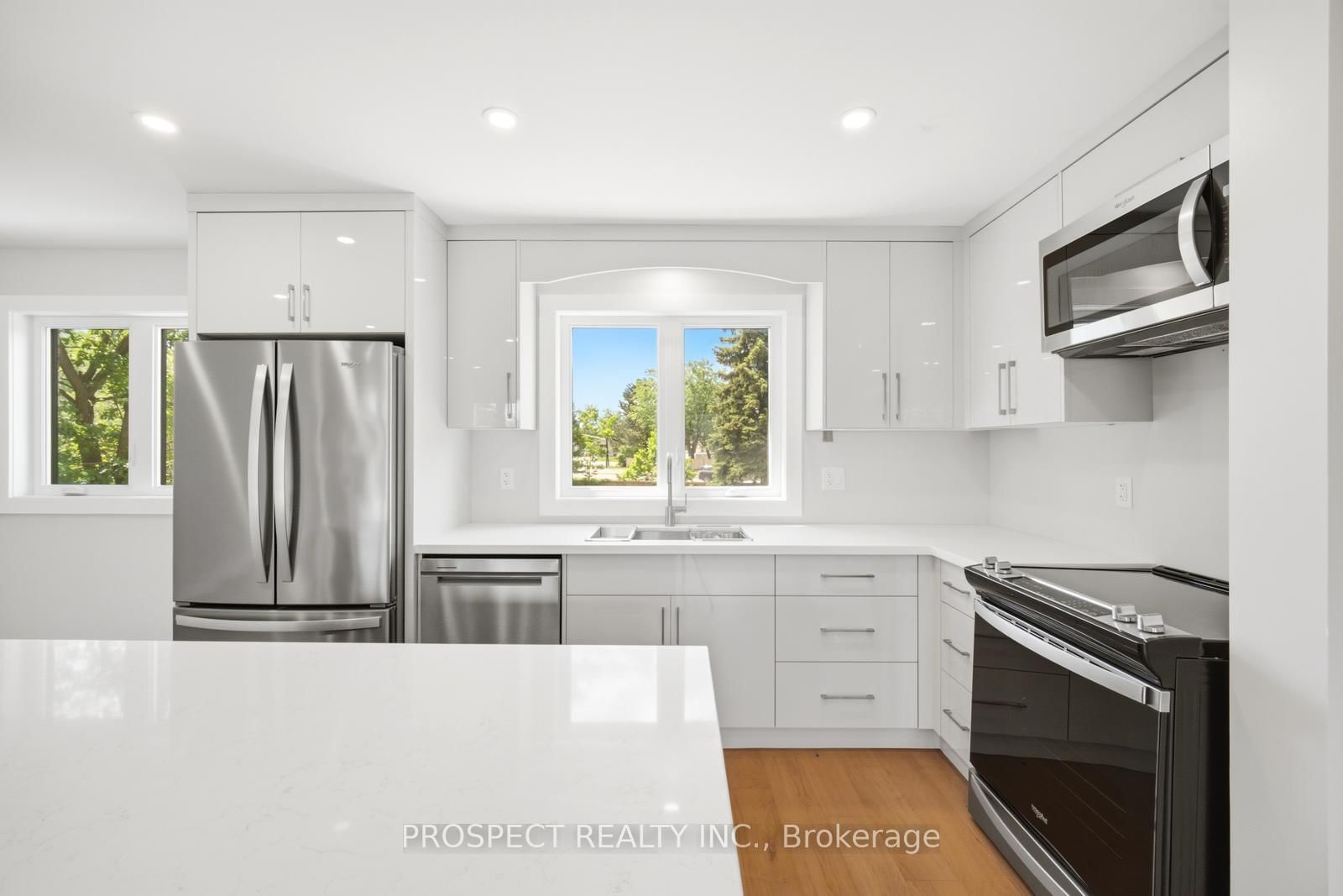 568 Simcoe Street • Collingwood, ON photo 11