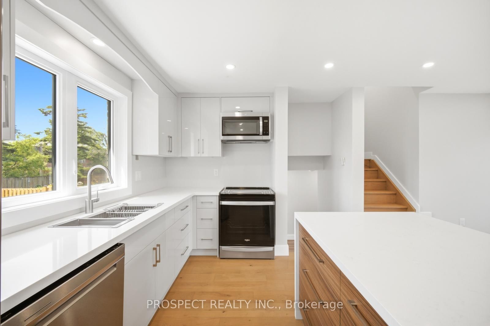 568 Simcoe Street • Collingwood, ON photo 18