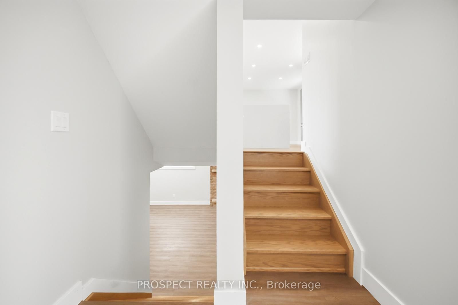 568 Simcoe Street • Collingwood, ON photo 20