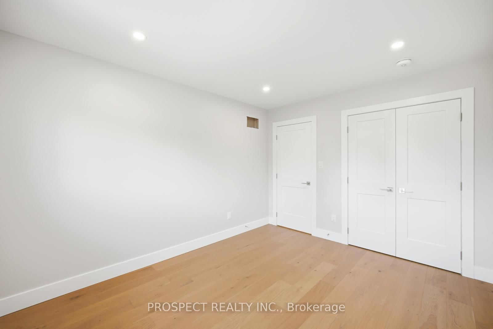568 Simcoe Street • Collingwood, ON photo 22