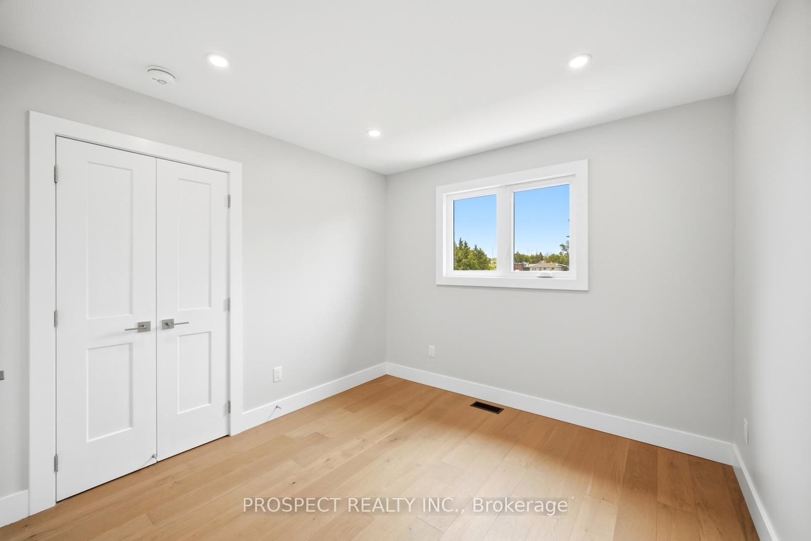 568 Simcoe Street • Collingwood, ON photo 25