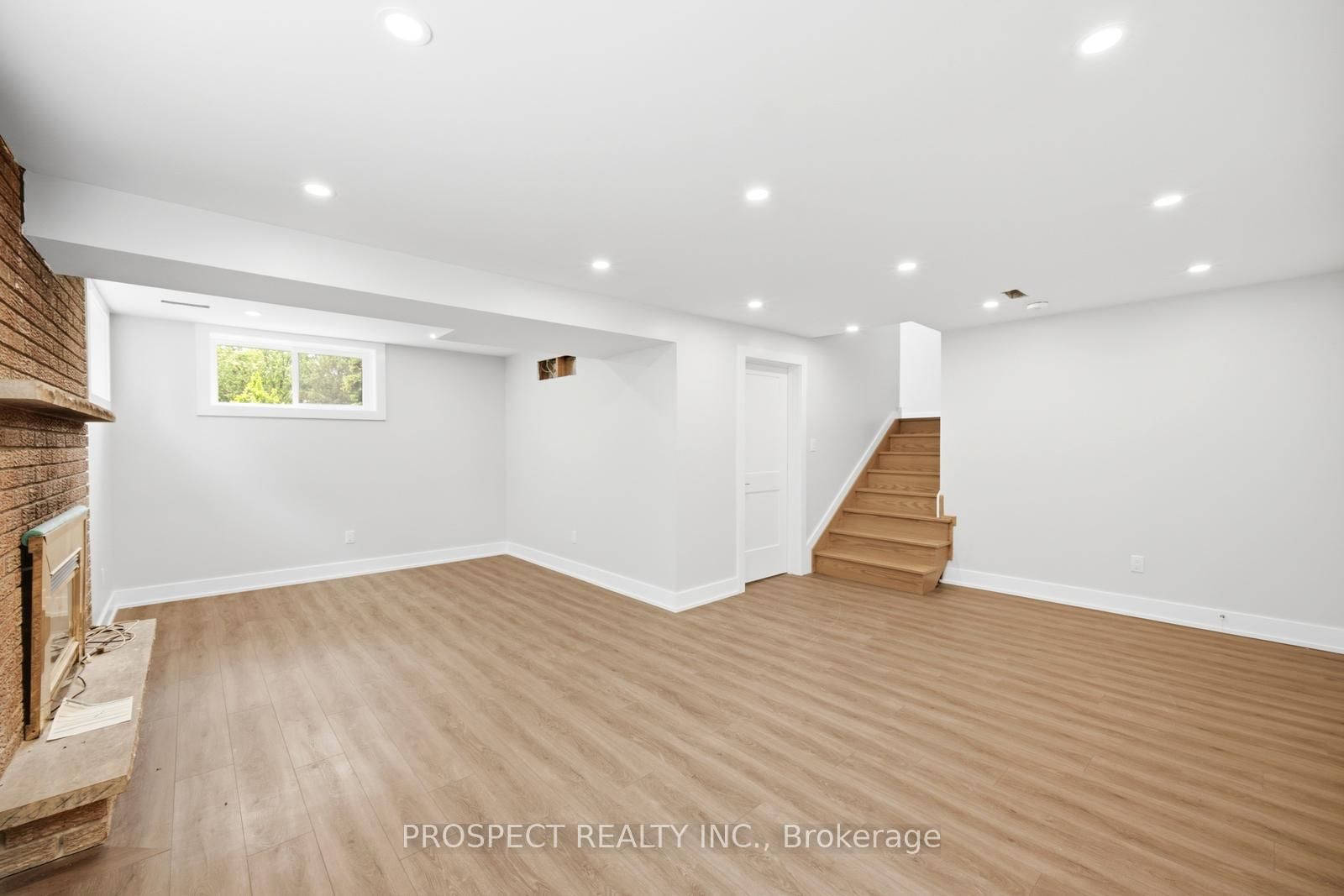 568 Simcoe Street • Collingwood, ON photo 33